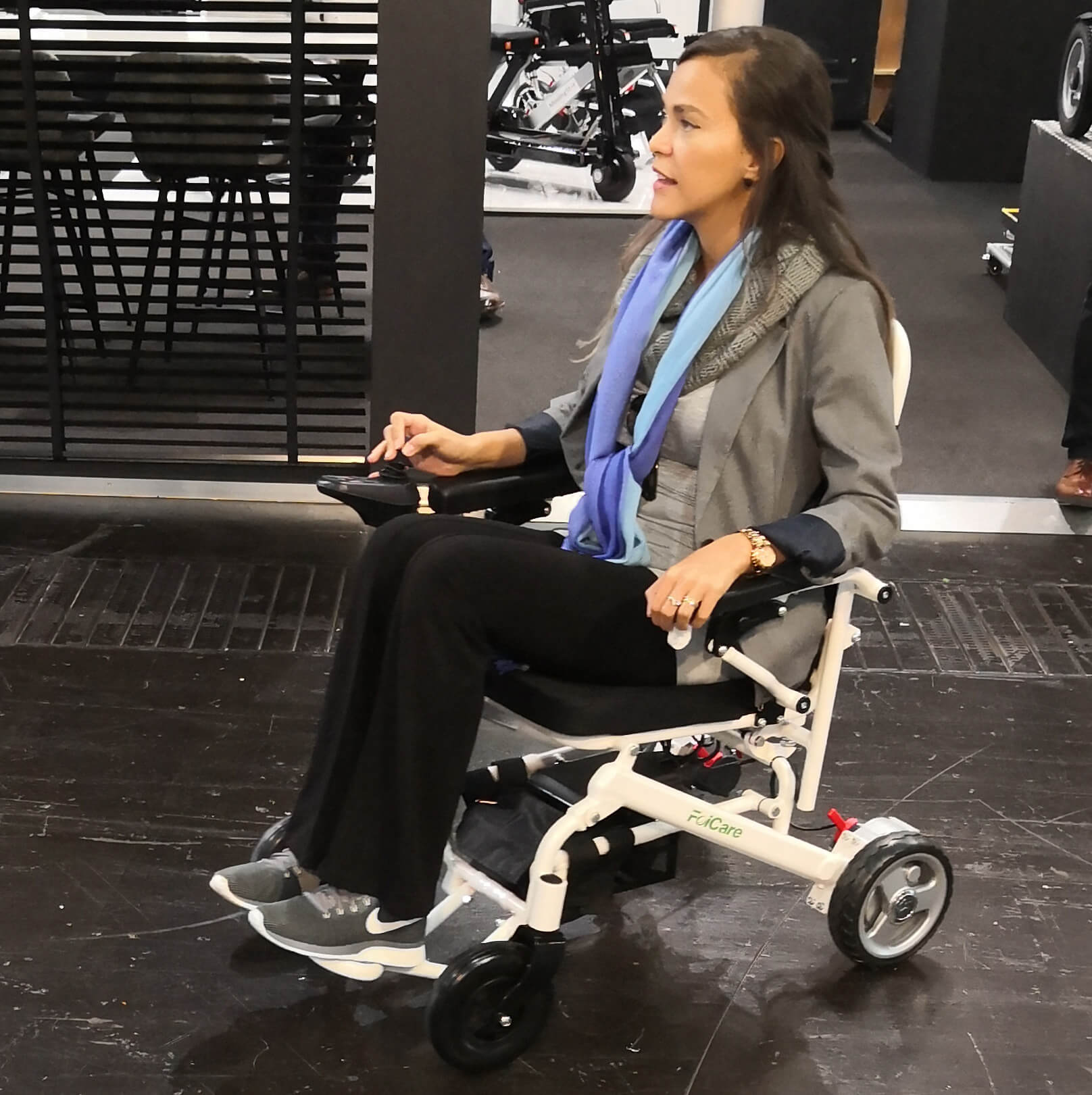 Правильный способ ездить электрические инвалидные коляски